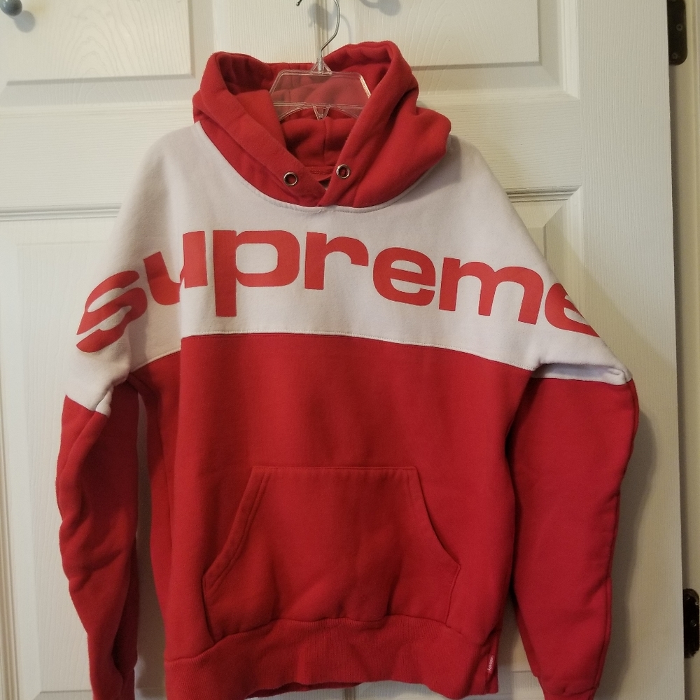 Supreme Hoodie Size Medium